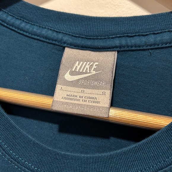 Nike Track & Field Tee - Picture 2 of 3